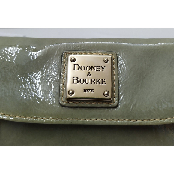 Dooney & Bourke Gray Patent Leather Checkbook Credit Card Trifold Wallet - Picture 4 of 16